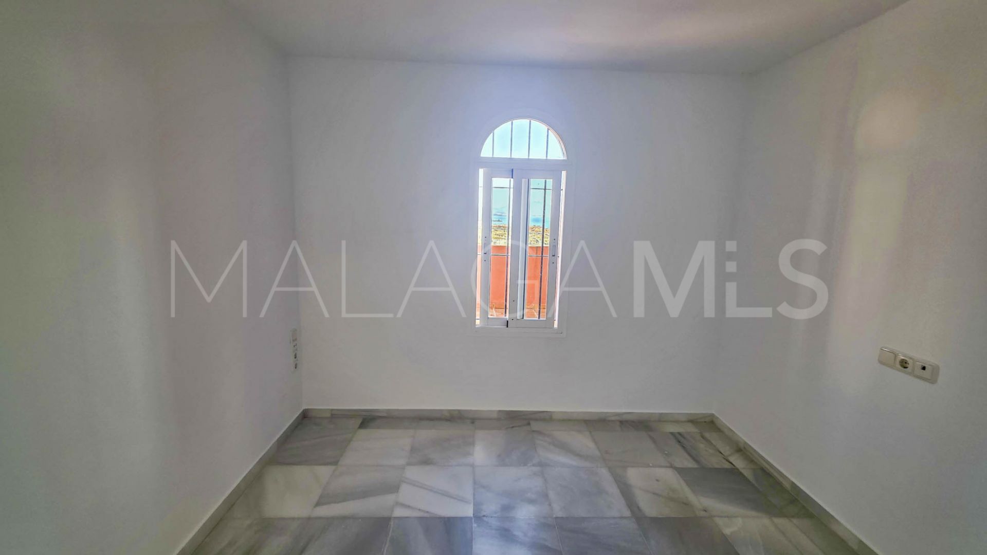 La Duquesa 3 bedrooms duplex for sale