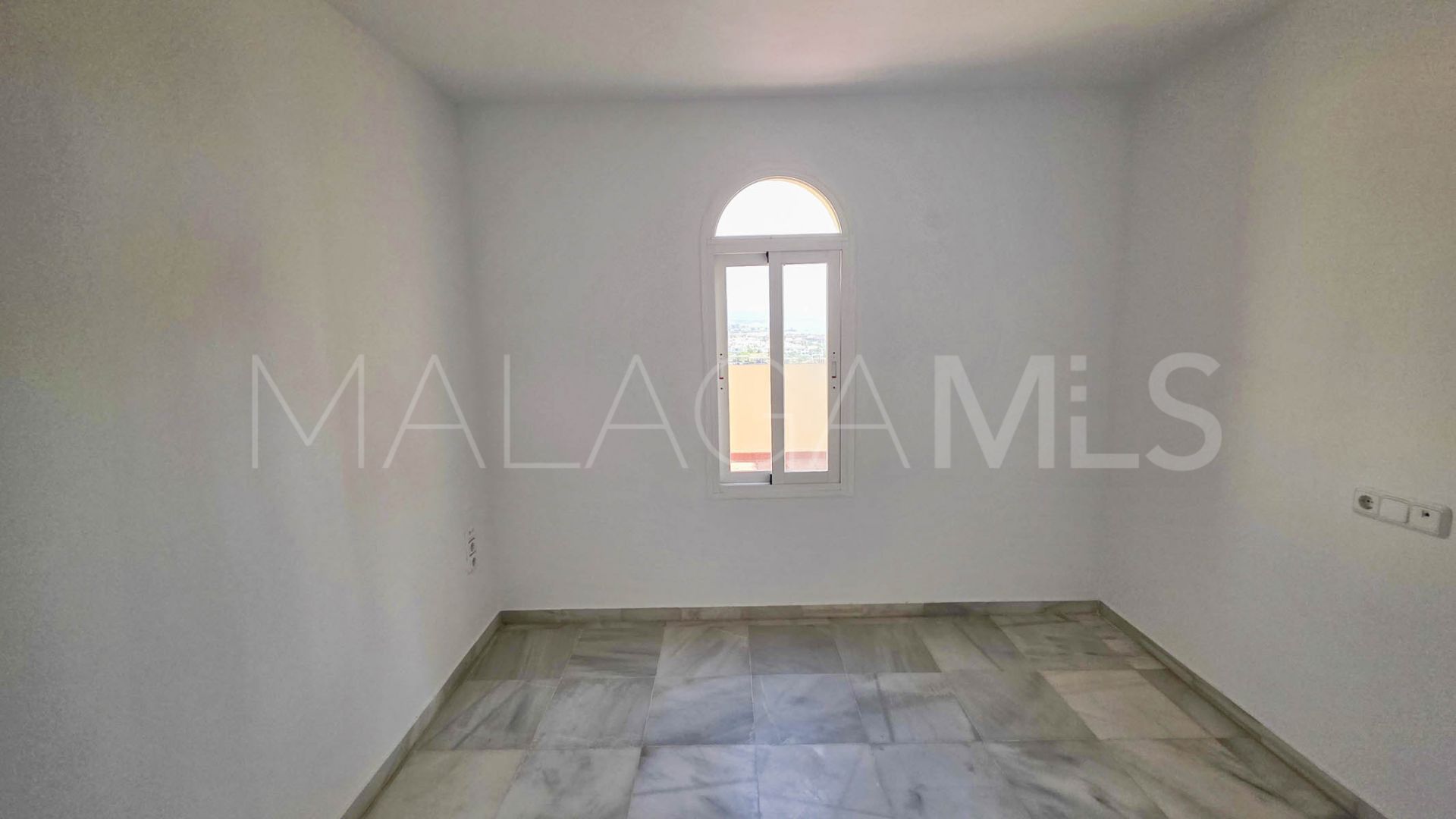 Duplex-wohnung for sale in La Duquesa