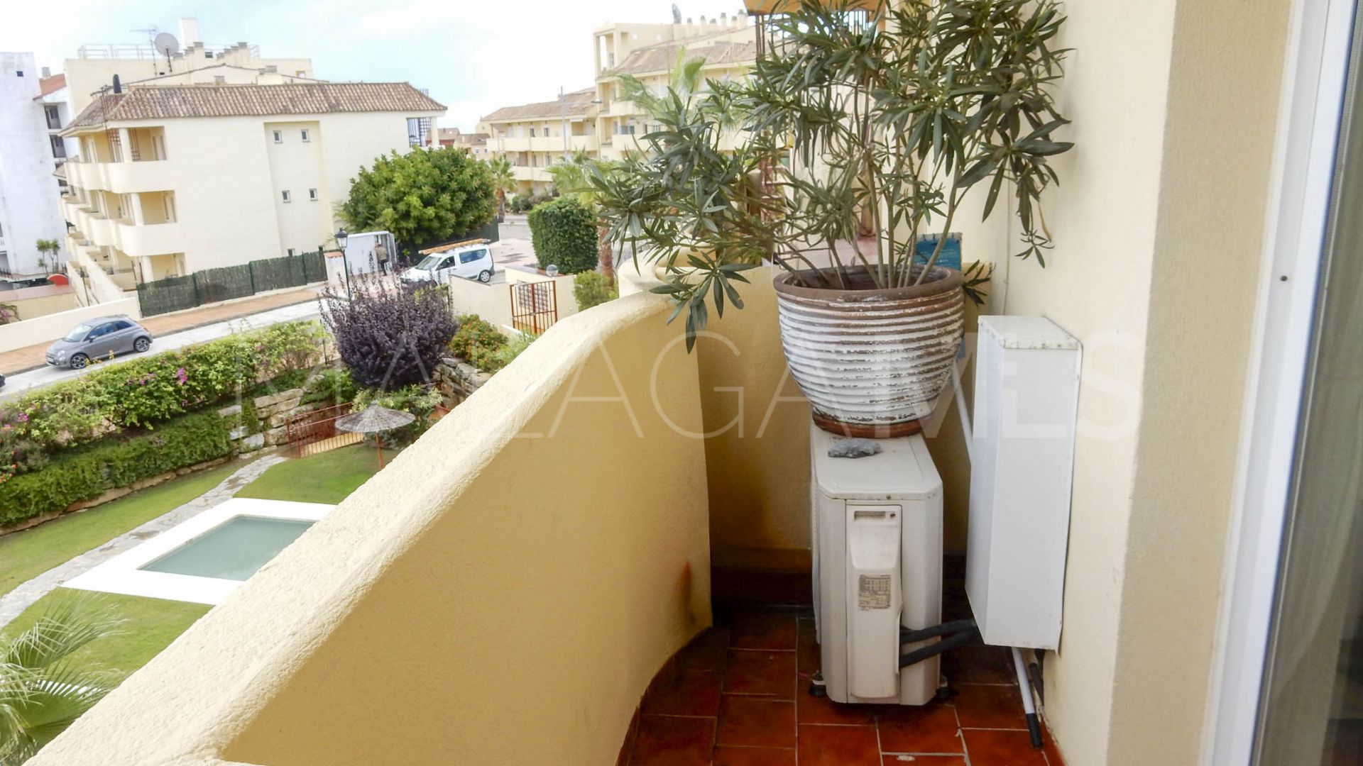 Appartement terrasse for sale in La Duquesa