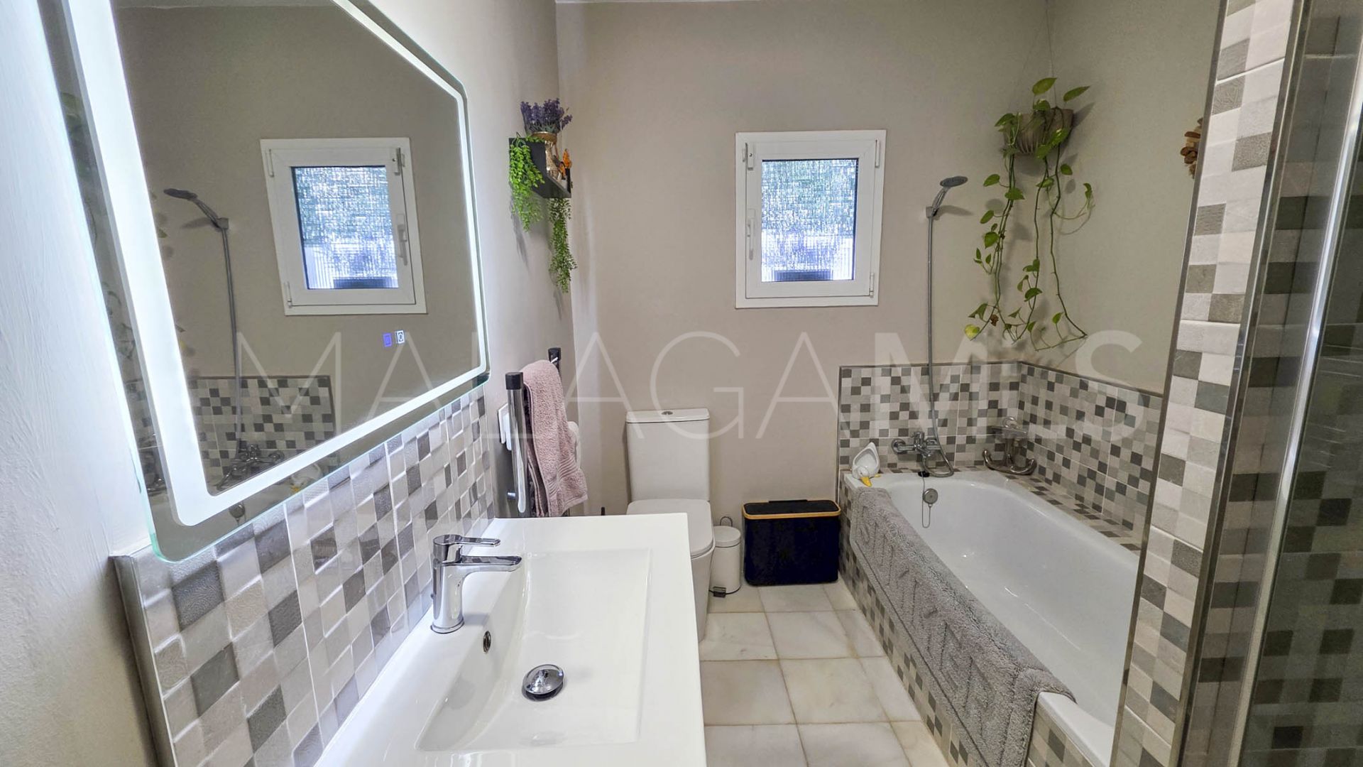 Casa for sale in La Duquesa