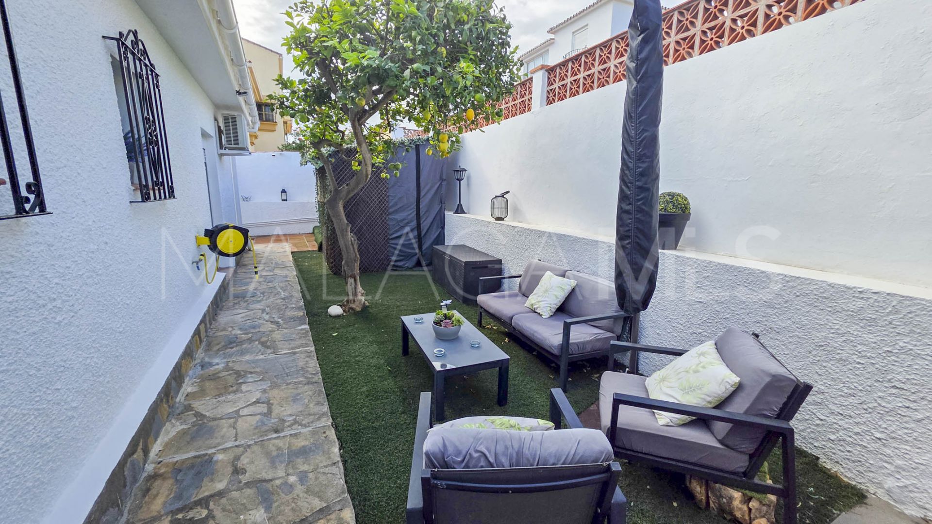 Casa for sale in La Duquesa