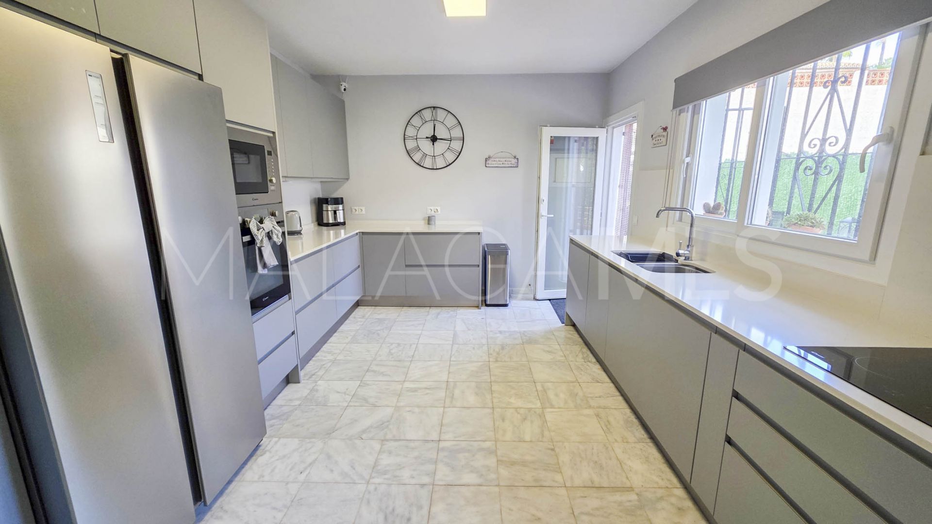 Casa for sale in La Duquesa