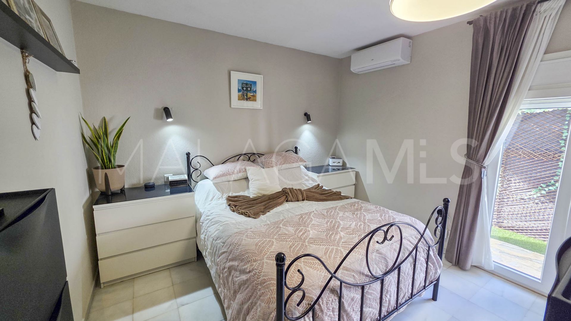 Casa for sale in La Duquesa