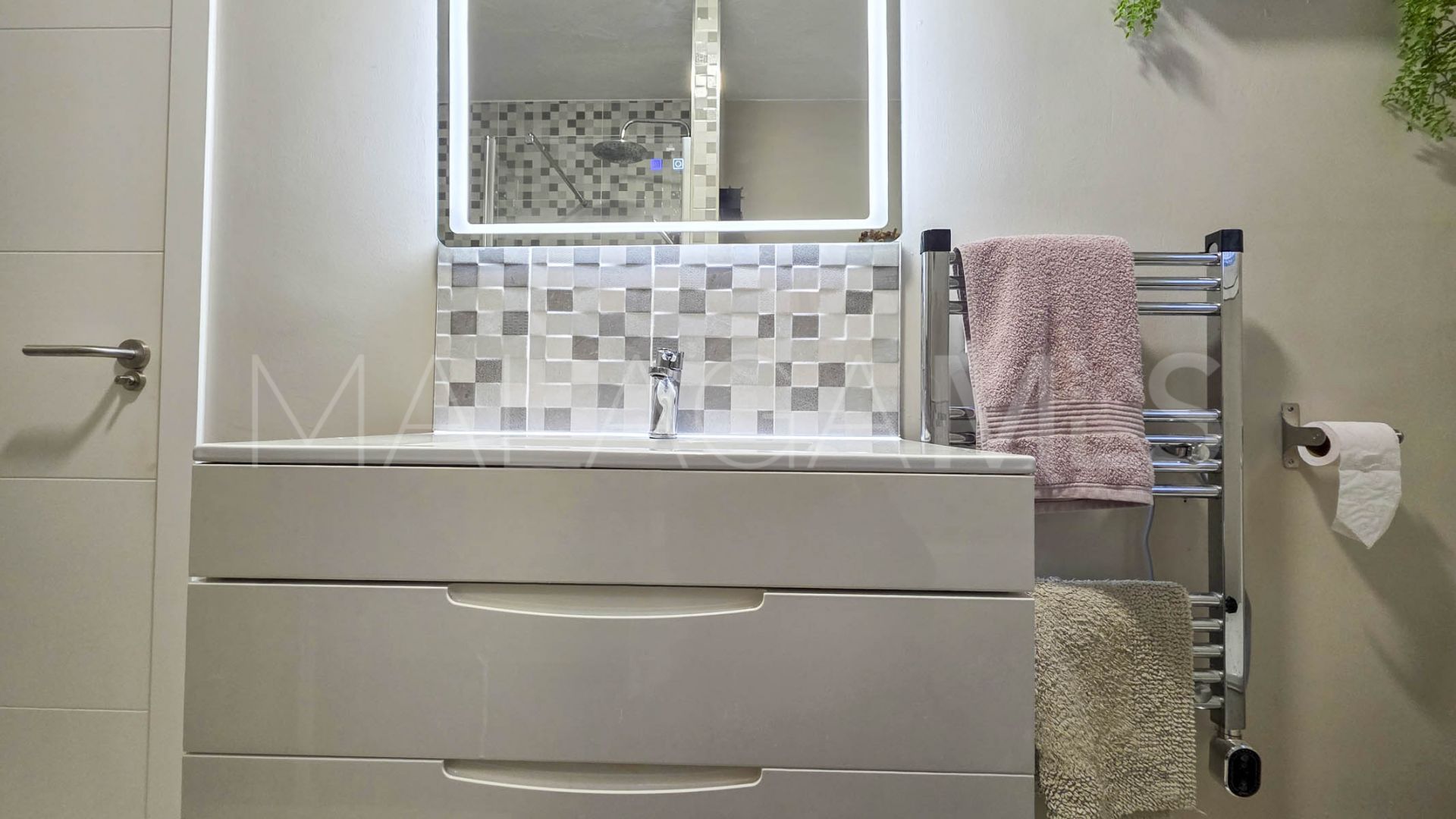 Casa for sale in La Duquesa