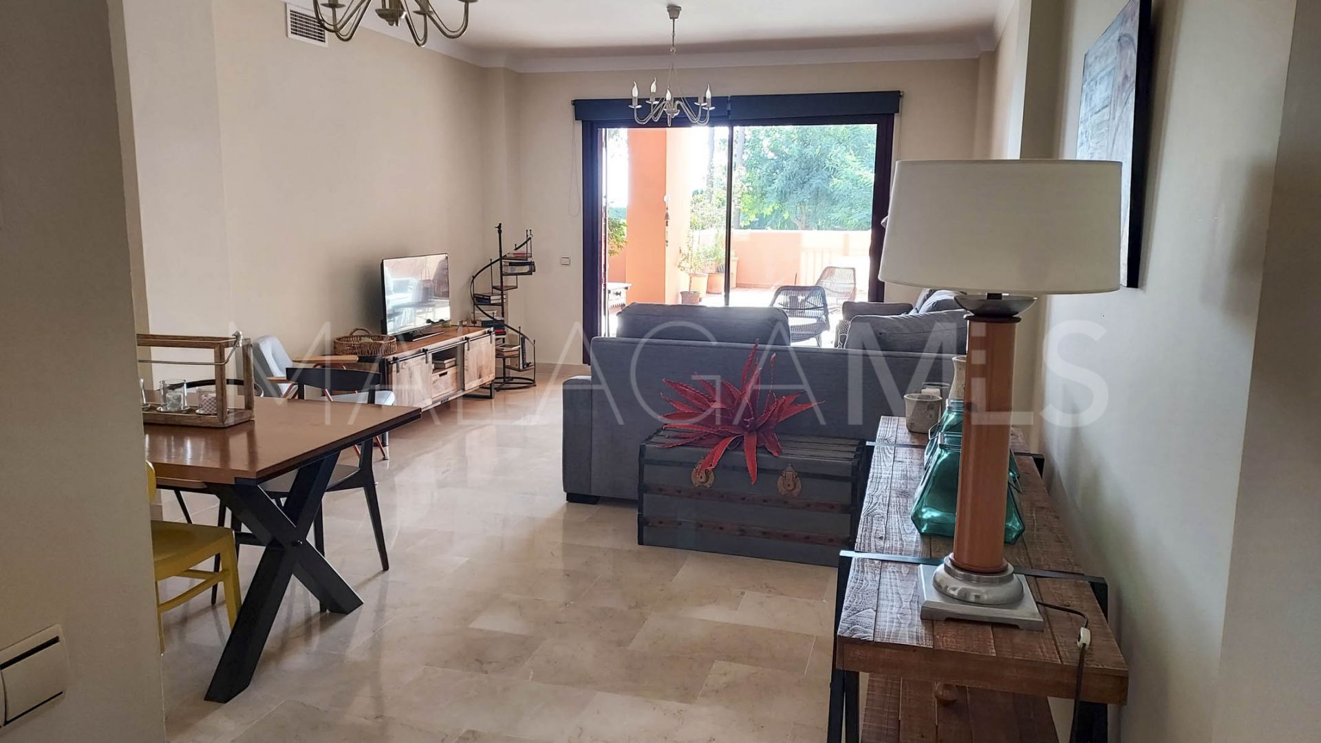 For sale 2 bedrooms ground floor apartment in La Duquesa