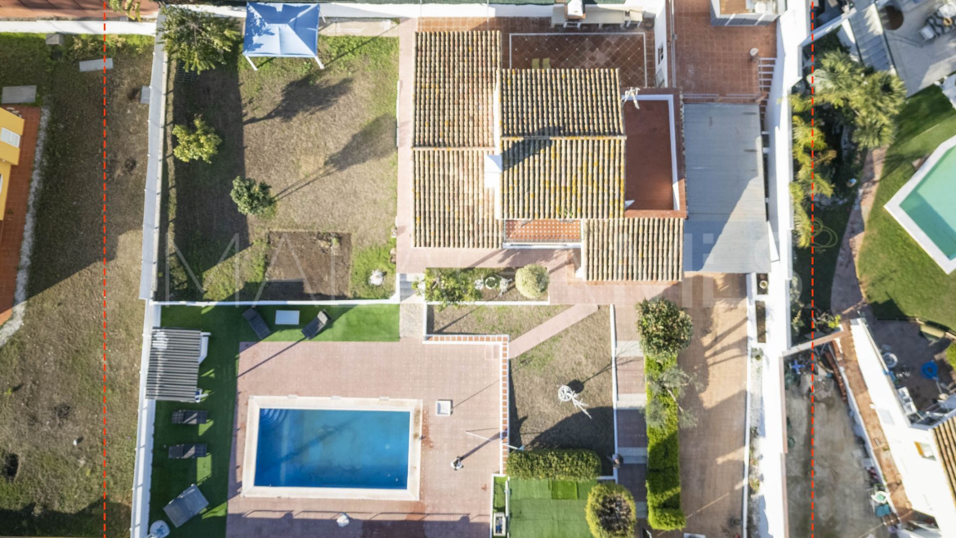 Haus for sale in Estepona