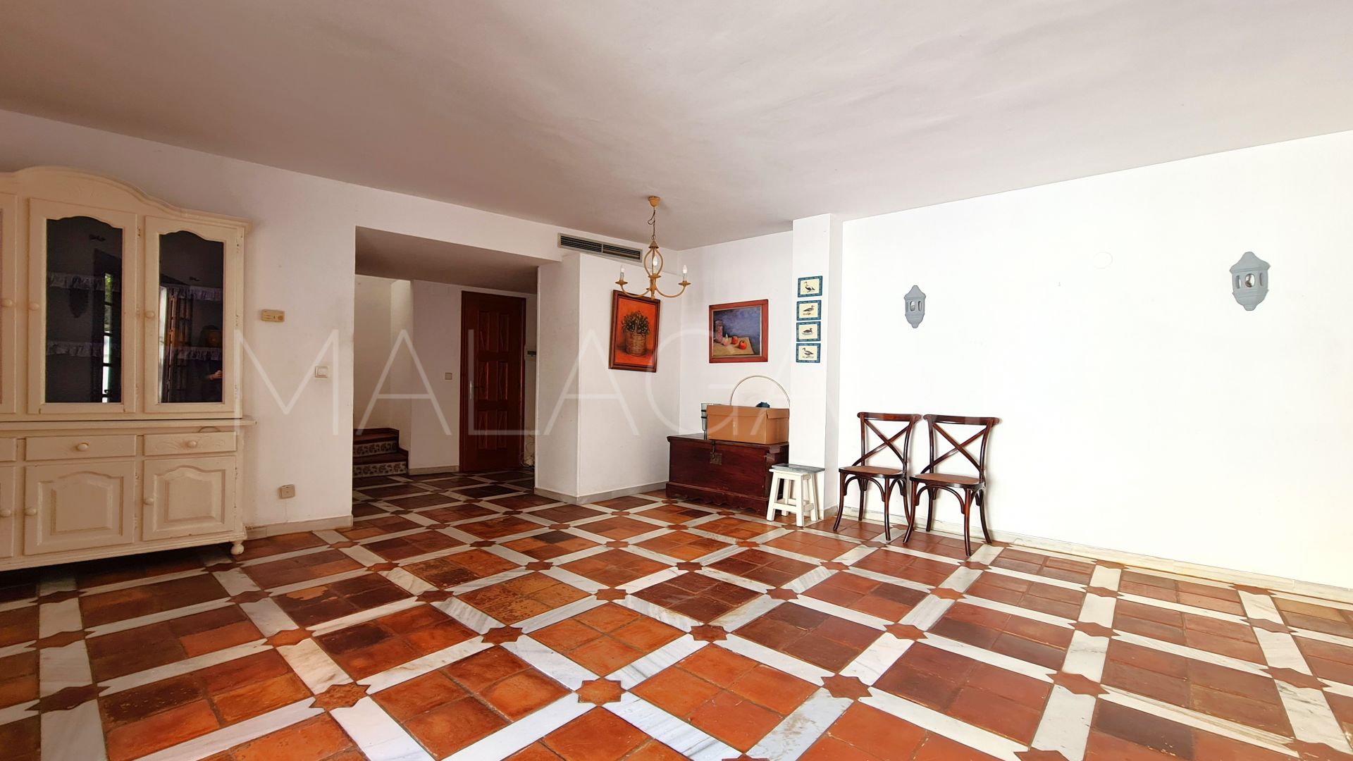 Radhus for sale in Guadalmina Baja