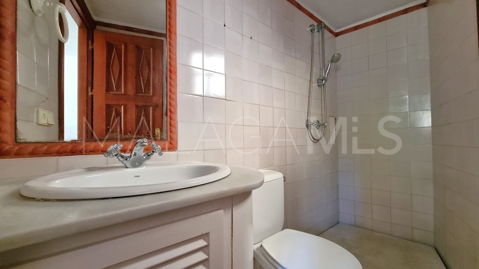 Radhus for sale in Guadalmina Baja