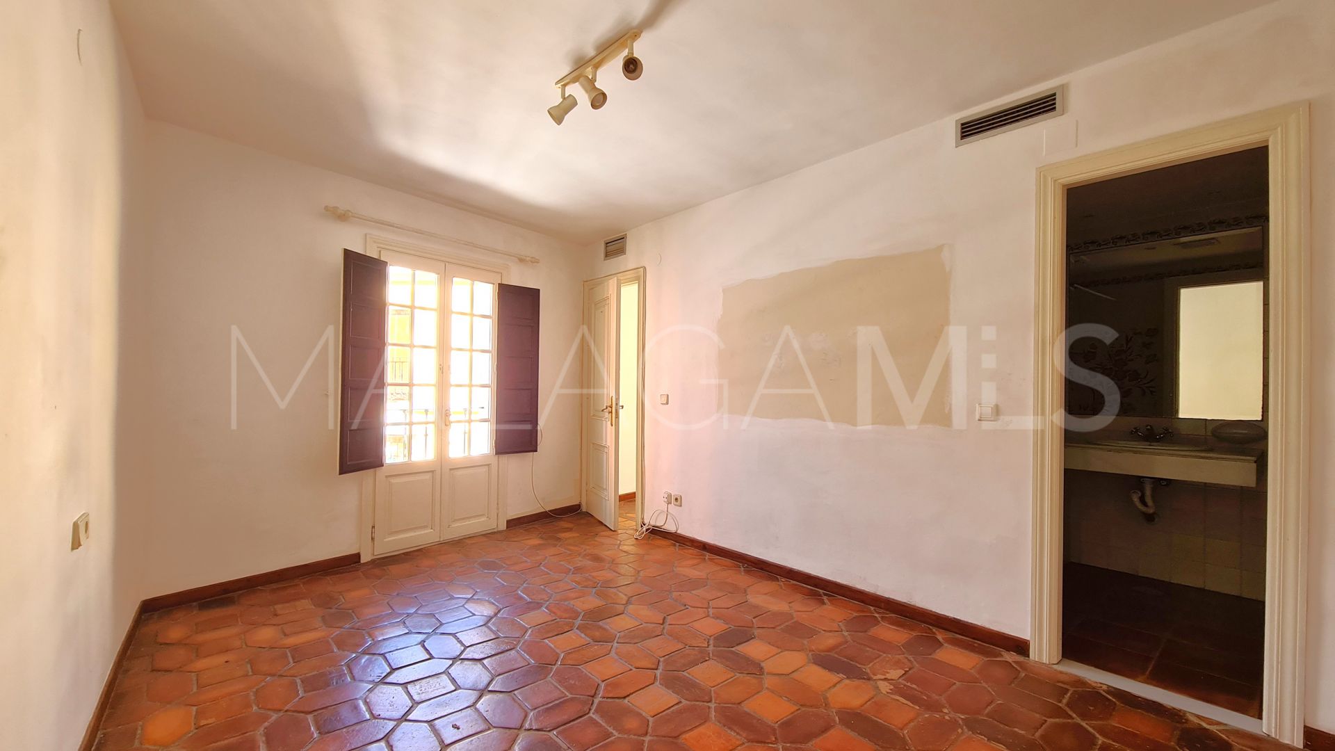 Radhus for sale in Guadalmina Baja