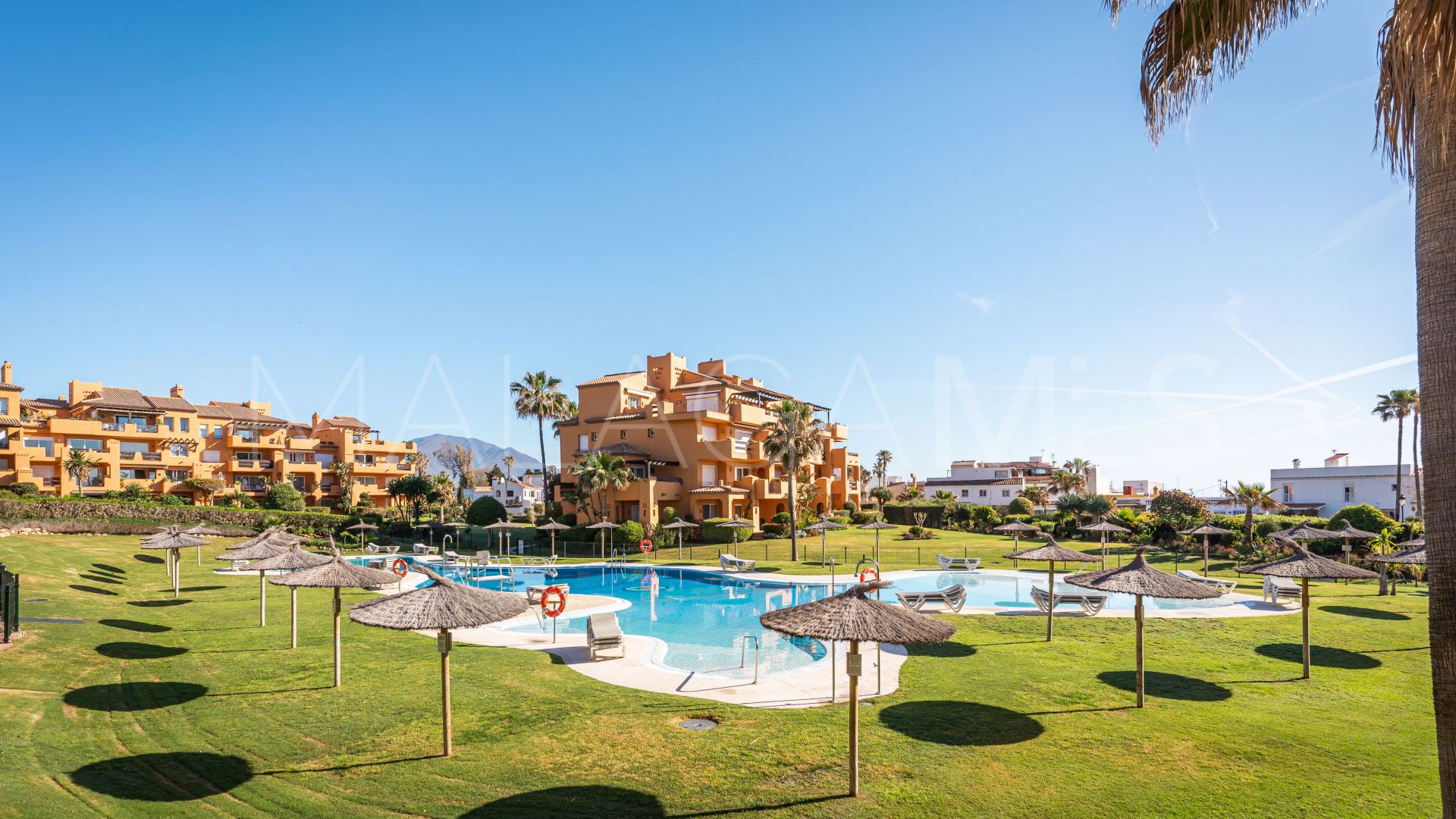 Apartment for sale in Los Granados de Duquesa with 3 bedrooms