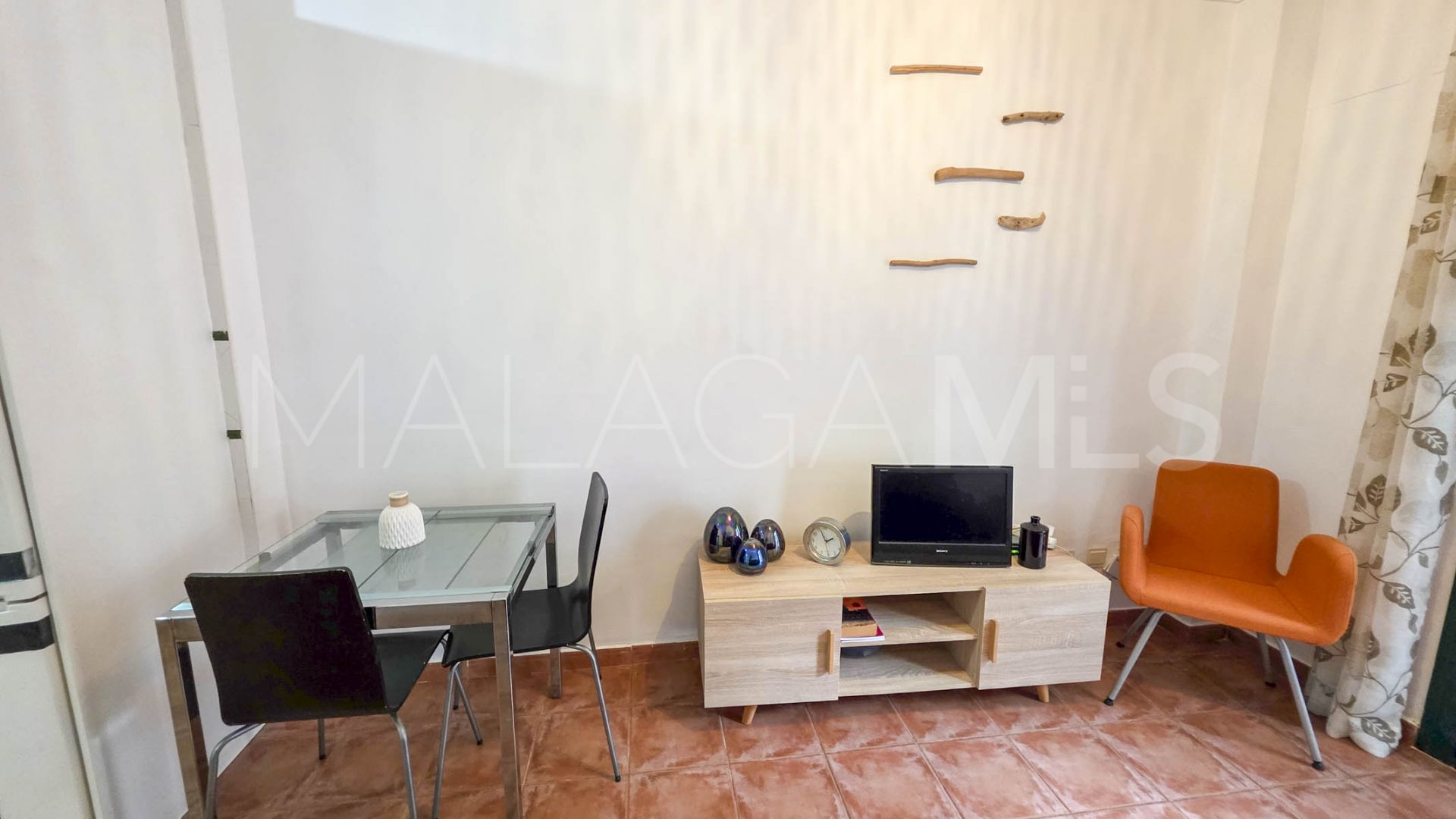 1 bedroom ground floor apartment for sale in Casares Playa