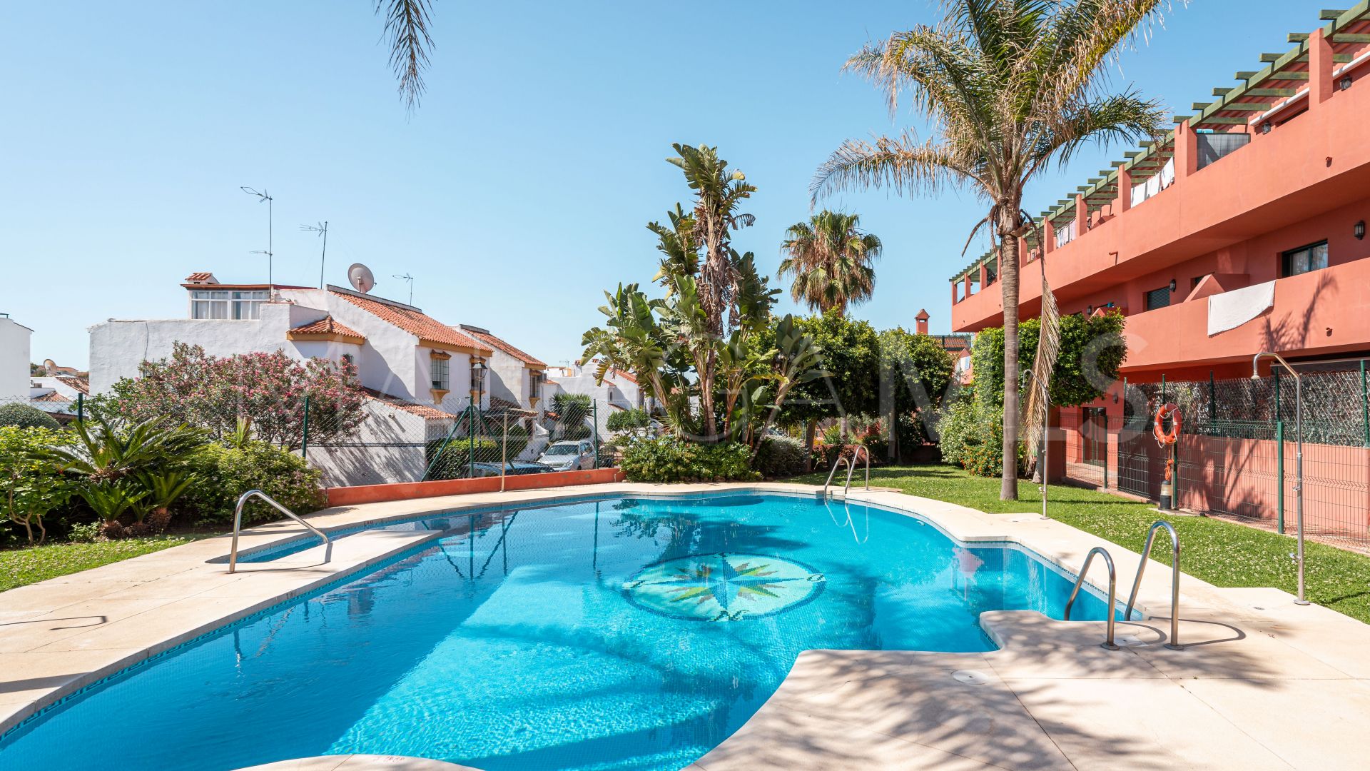 1 bedroom ground floor apartment for sale in Casares Playa