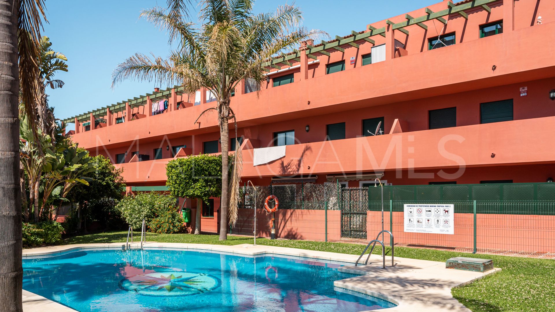 1 bedroom ground floor apartment for sale in Casares Playa
