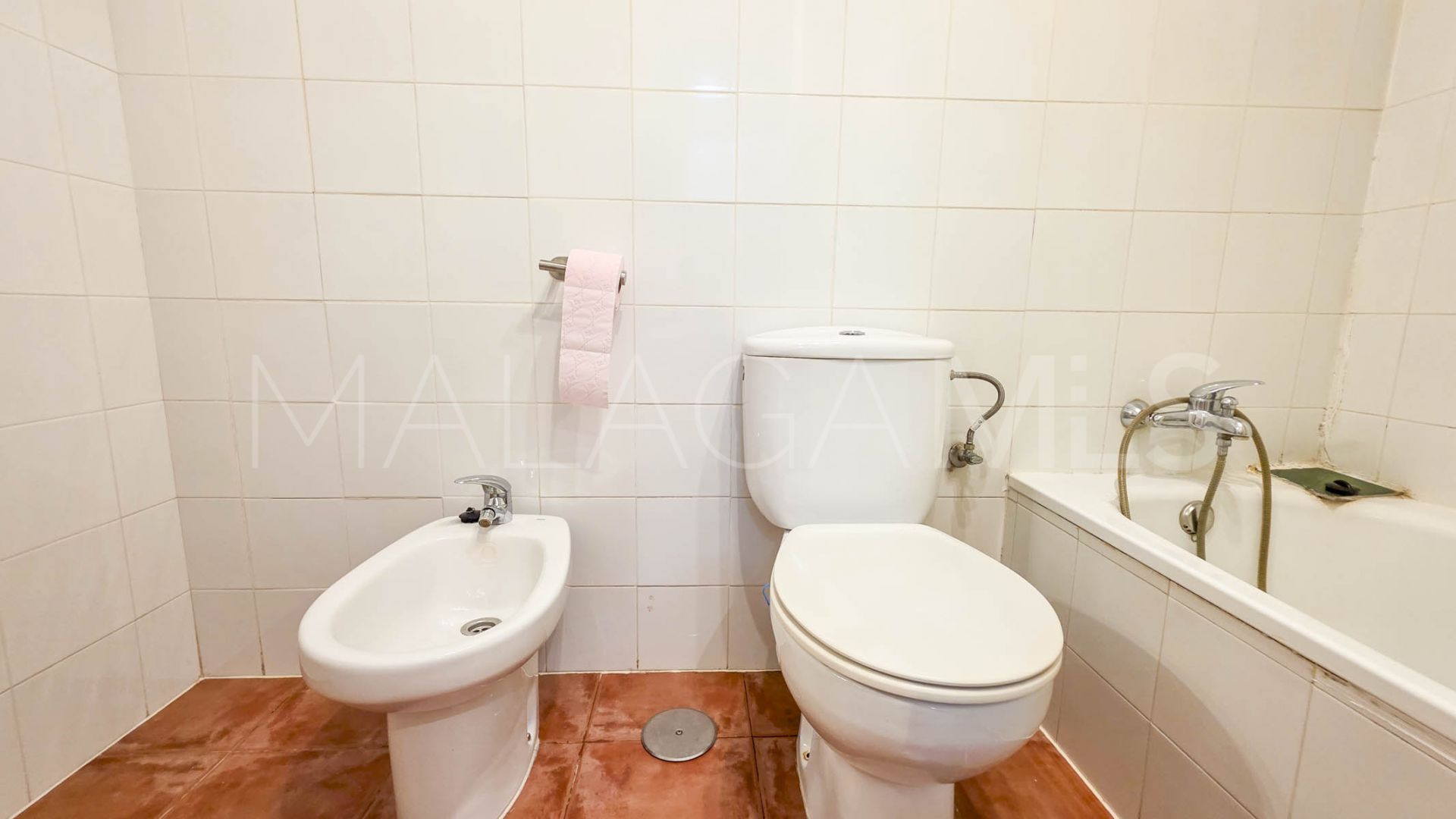 1 bedroom ground floor apartment for sale in Casares Playa