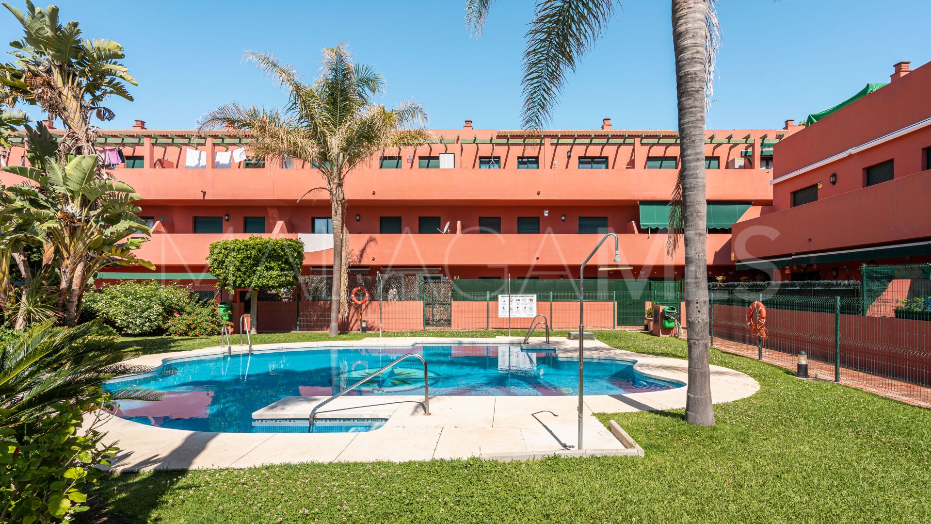 1 bedroom ground floor apartment for sale in Casares Playa