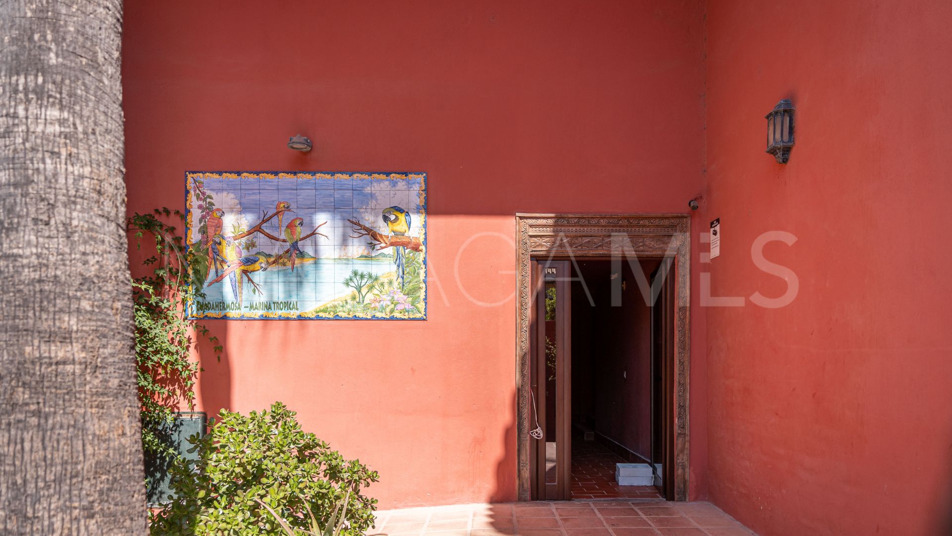 1 bedroom ground floor apartment for sale in Casares Playa