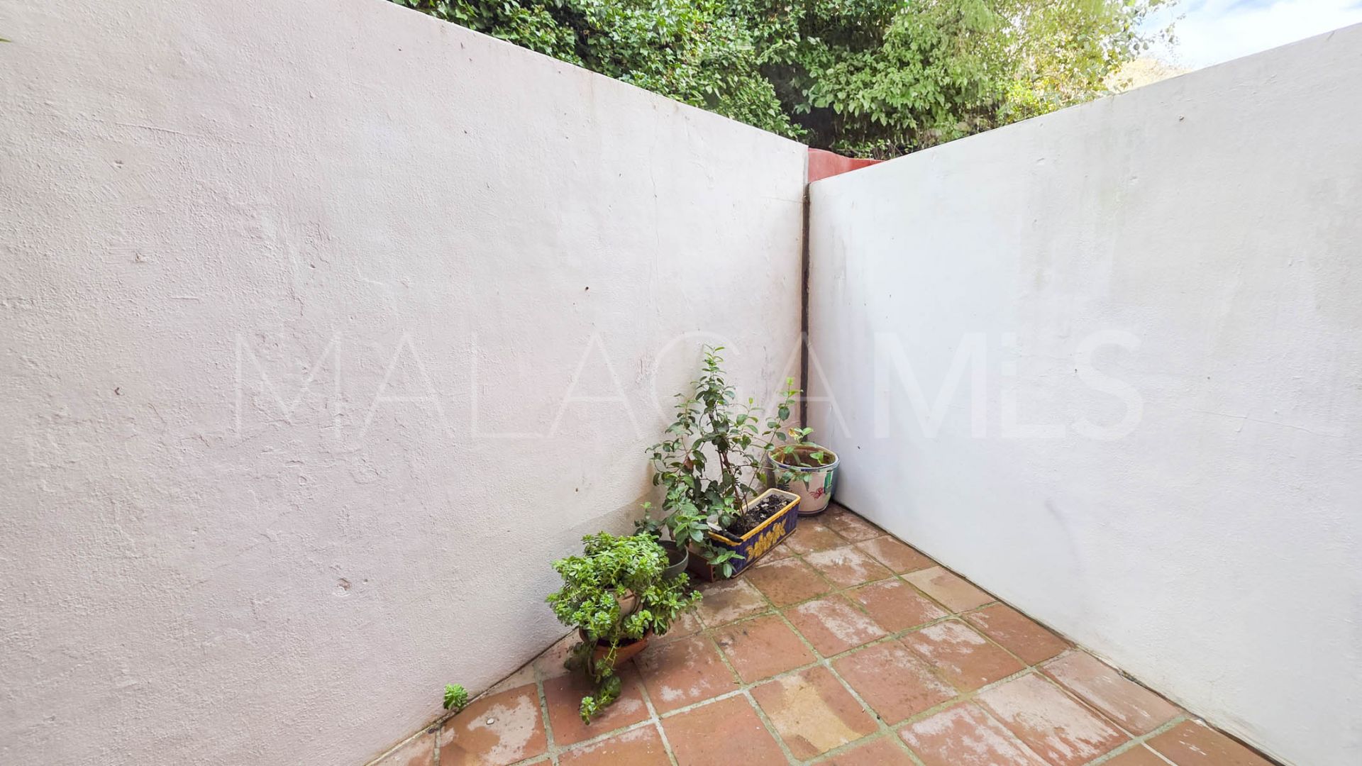 1 bedroom ground floor apartment for sale in Casares Playa