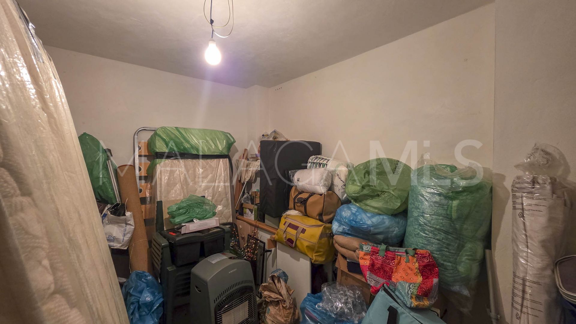 Se vende apartamento planta baja in Casares Playa