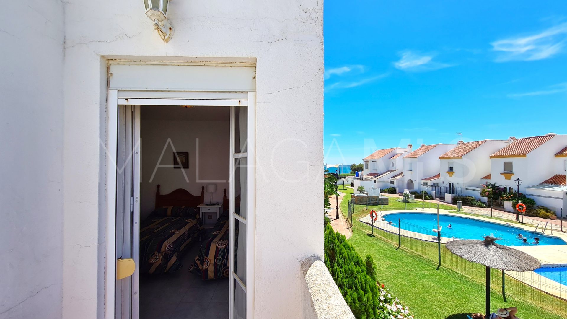 Doppelhaushälfte for sale in Marina de Casares