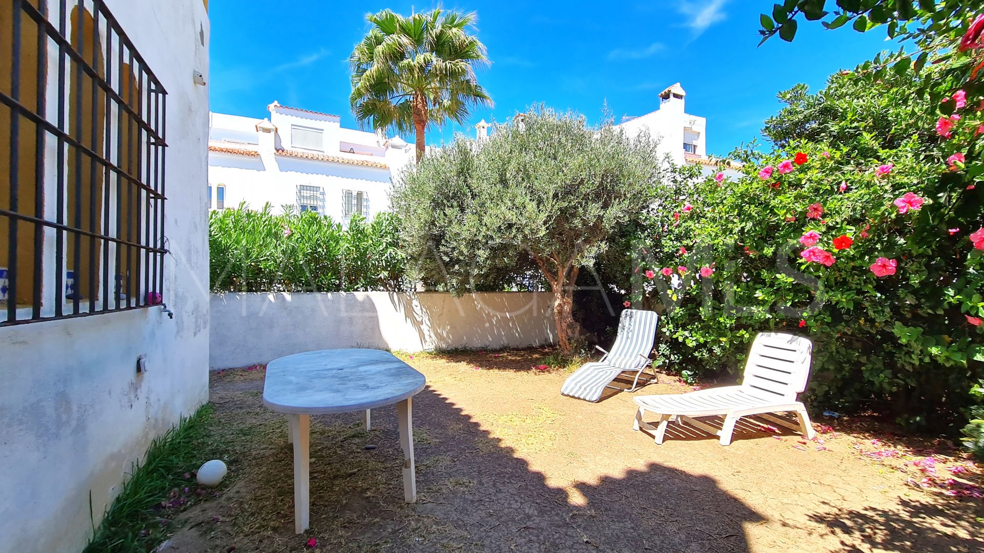 Doppelhaushälfte for sale in Marina de Casares