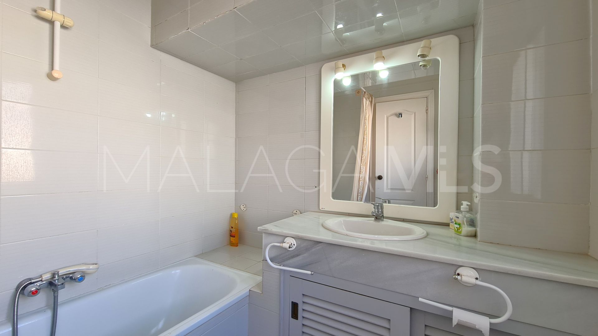 Doppelhaushälfte for sale in Marina de Casares