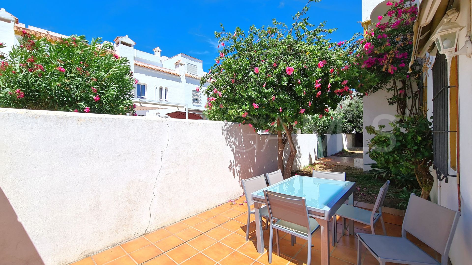 Doppelhaushälfte for sale in Marina de Casares