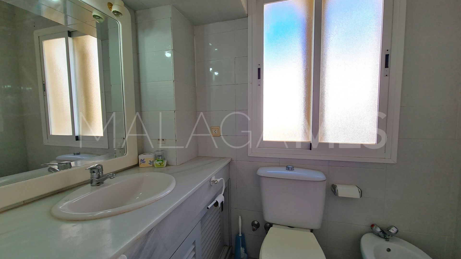 Doppelhaushälfte for sale in Marina de Casares