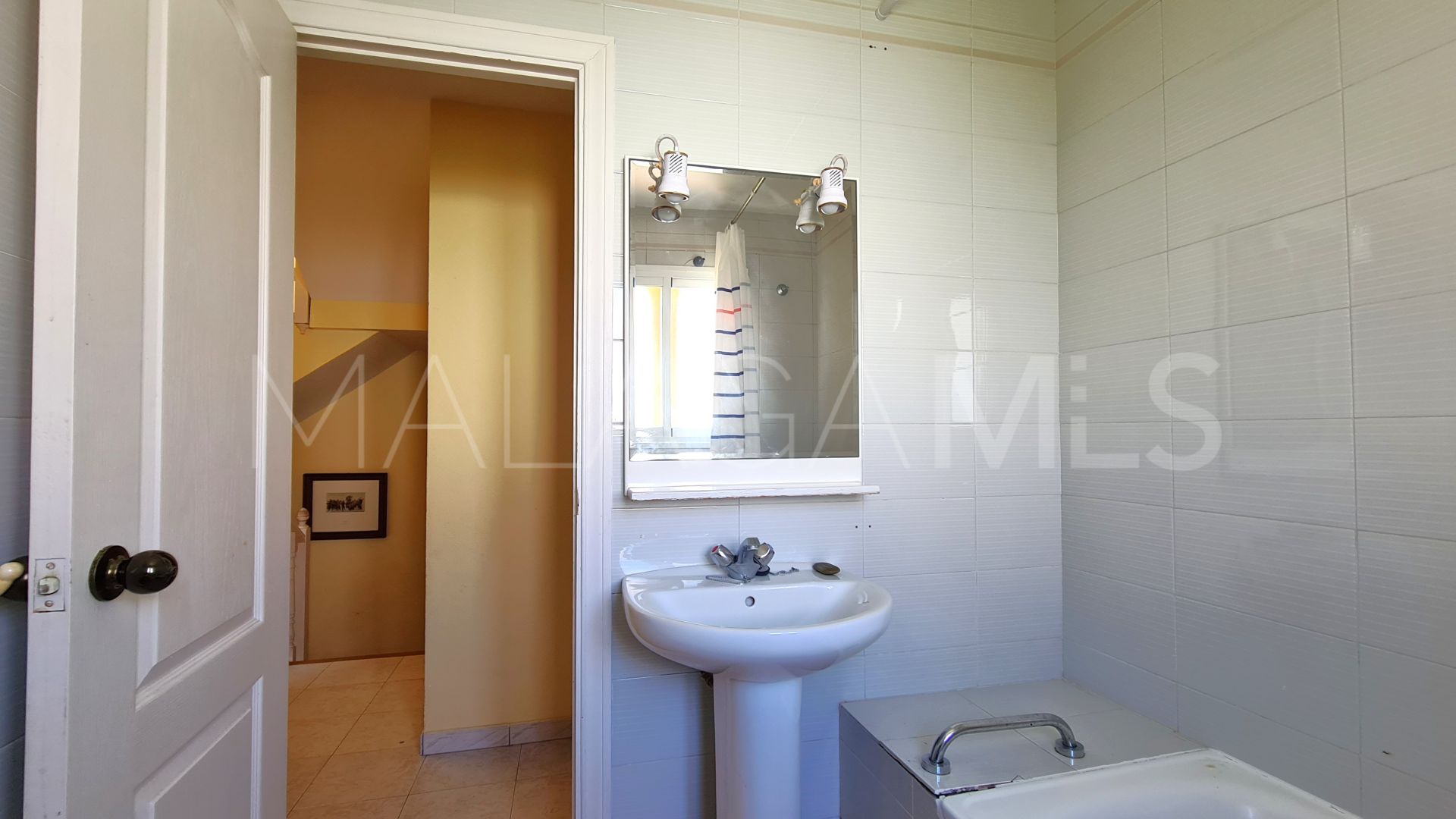 Doppelhaushälfte for sale in Marina de Casares