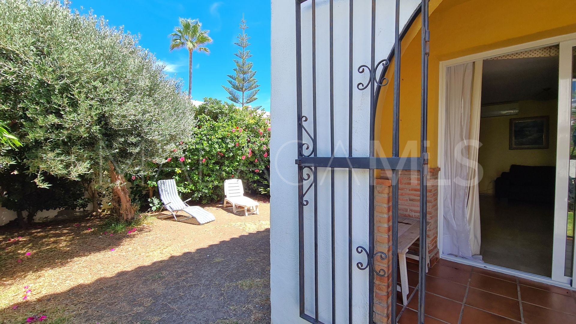 Doppelhaushälfte for sale in Marina de Casares