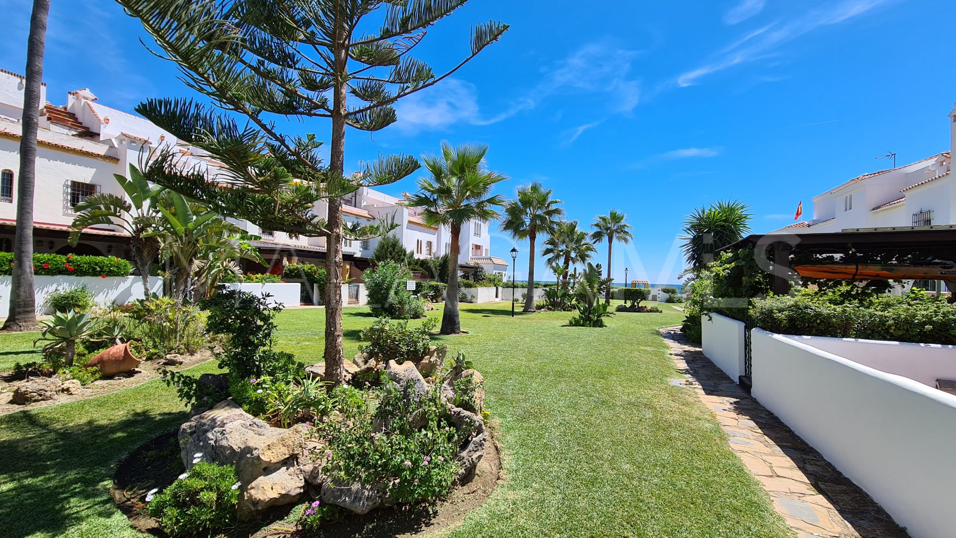 Doppelhaushälfte for sale in Marina de Casares