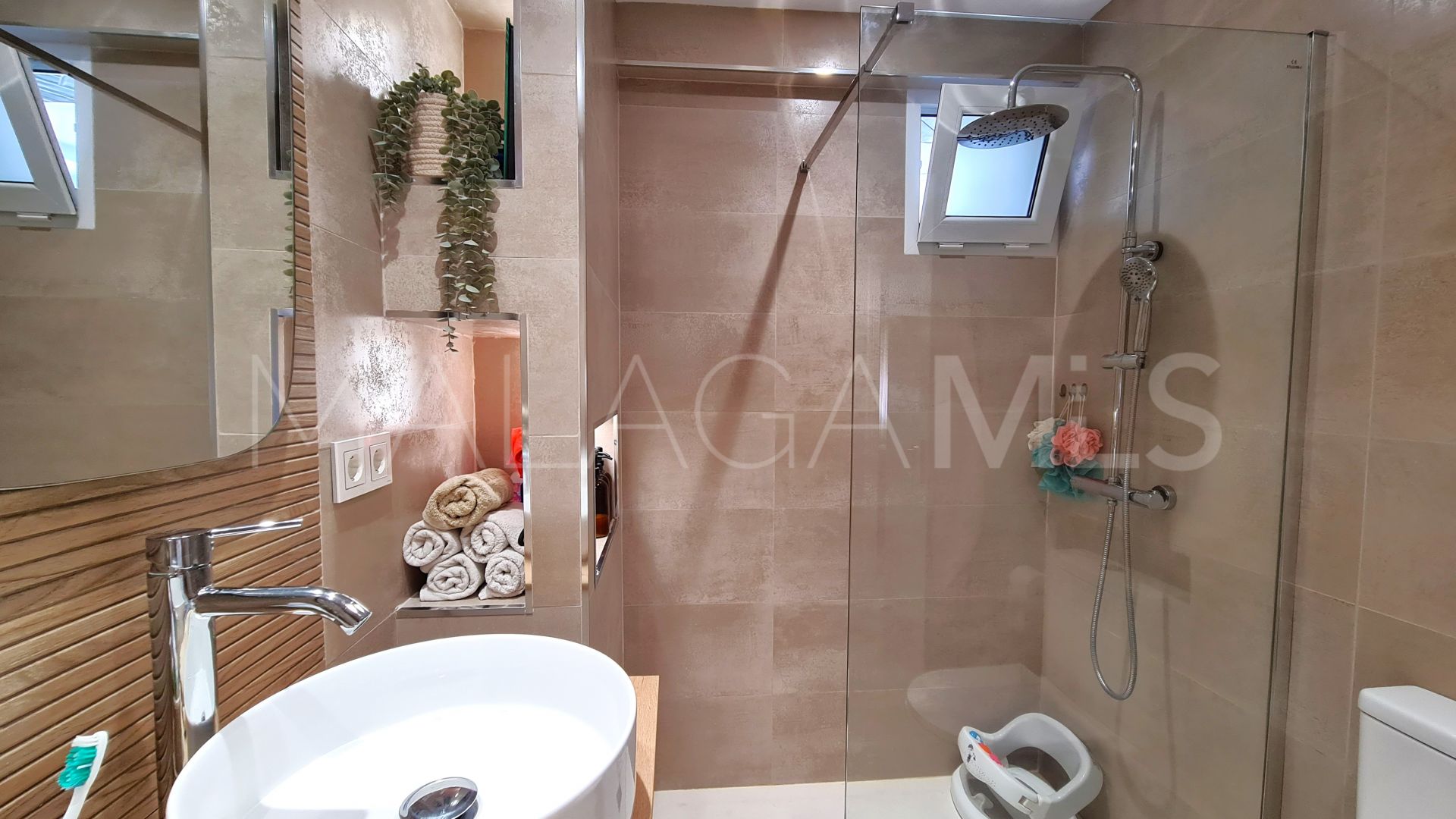 Lägenhet for sale in Estepona Stad