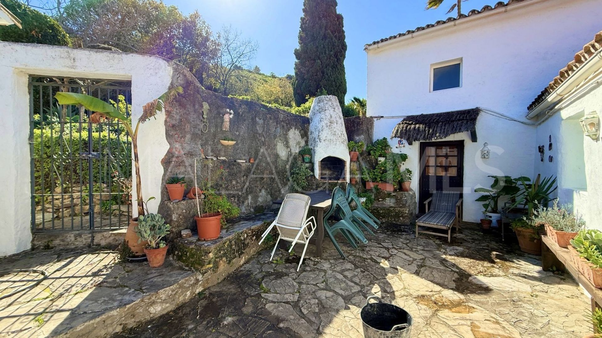 Finca for sale in Casares Pueblo