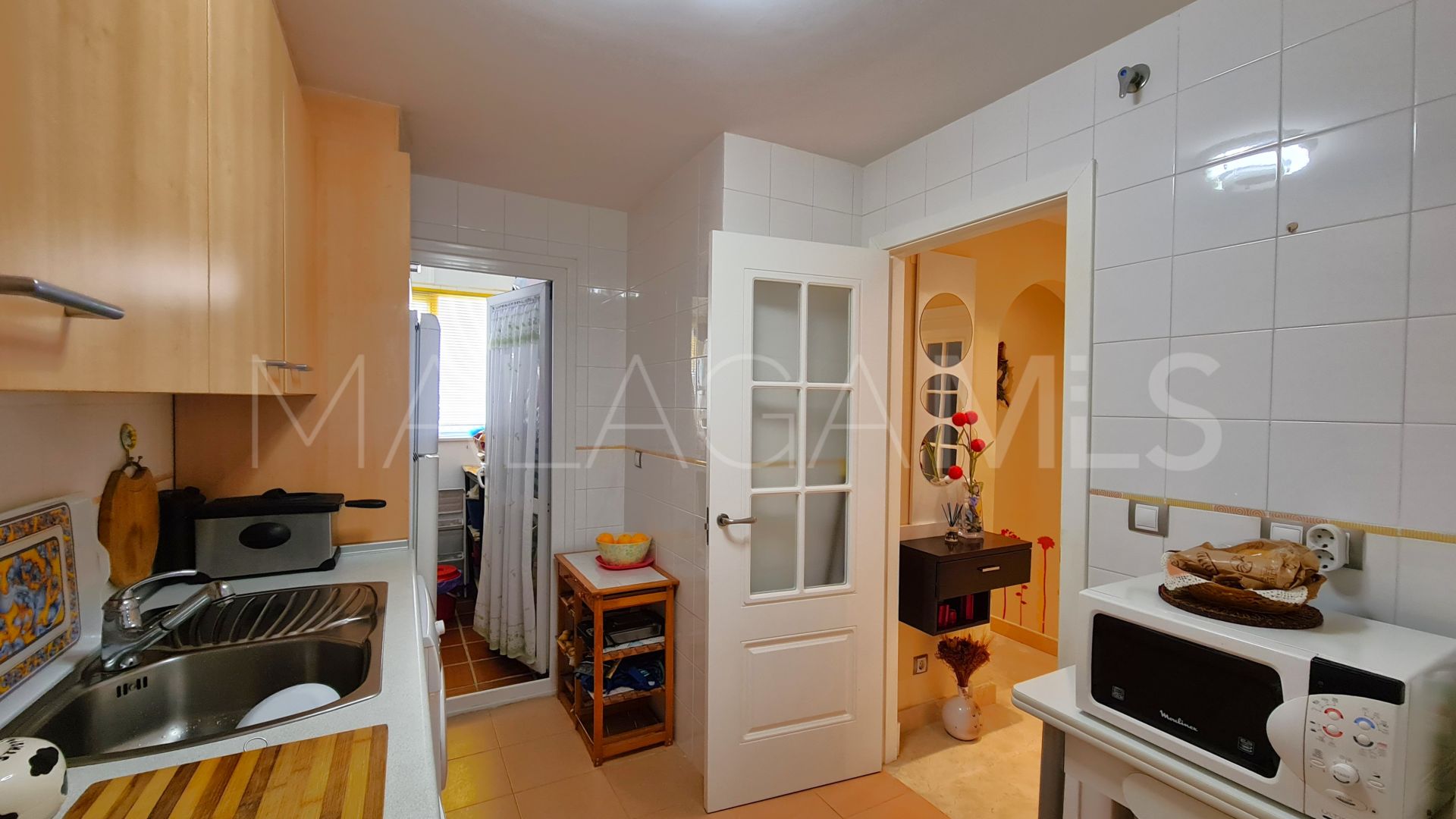 Sabinillas, apartamento a la venta