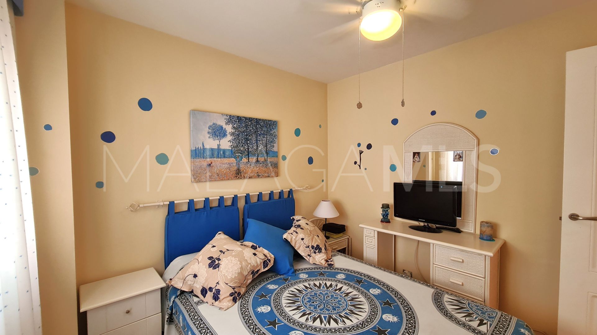 Sabinillas, apartamento a la venta