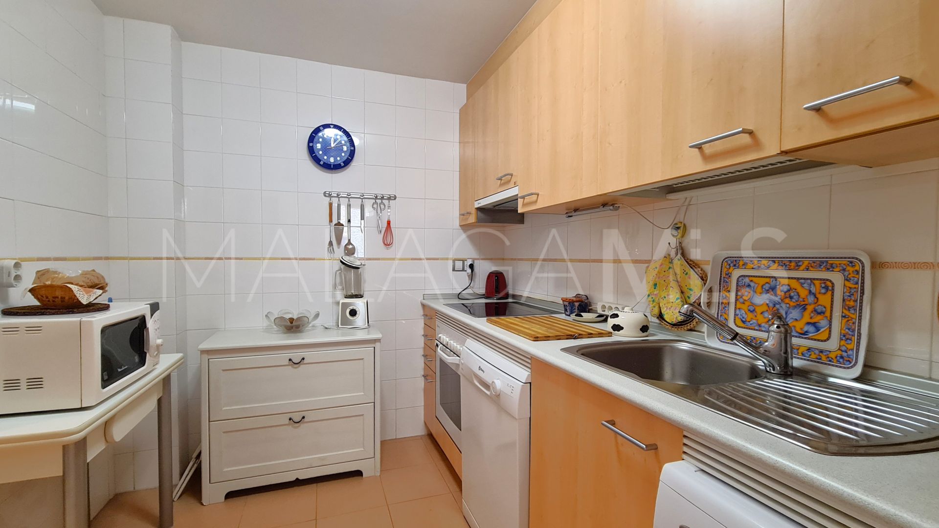 Sabinillas, apartamento a la venta