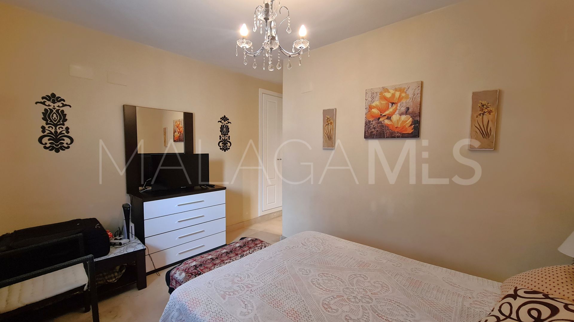 Sabinillas, apartamento a la venta