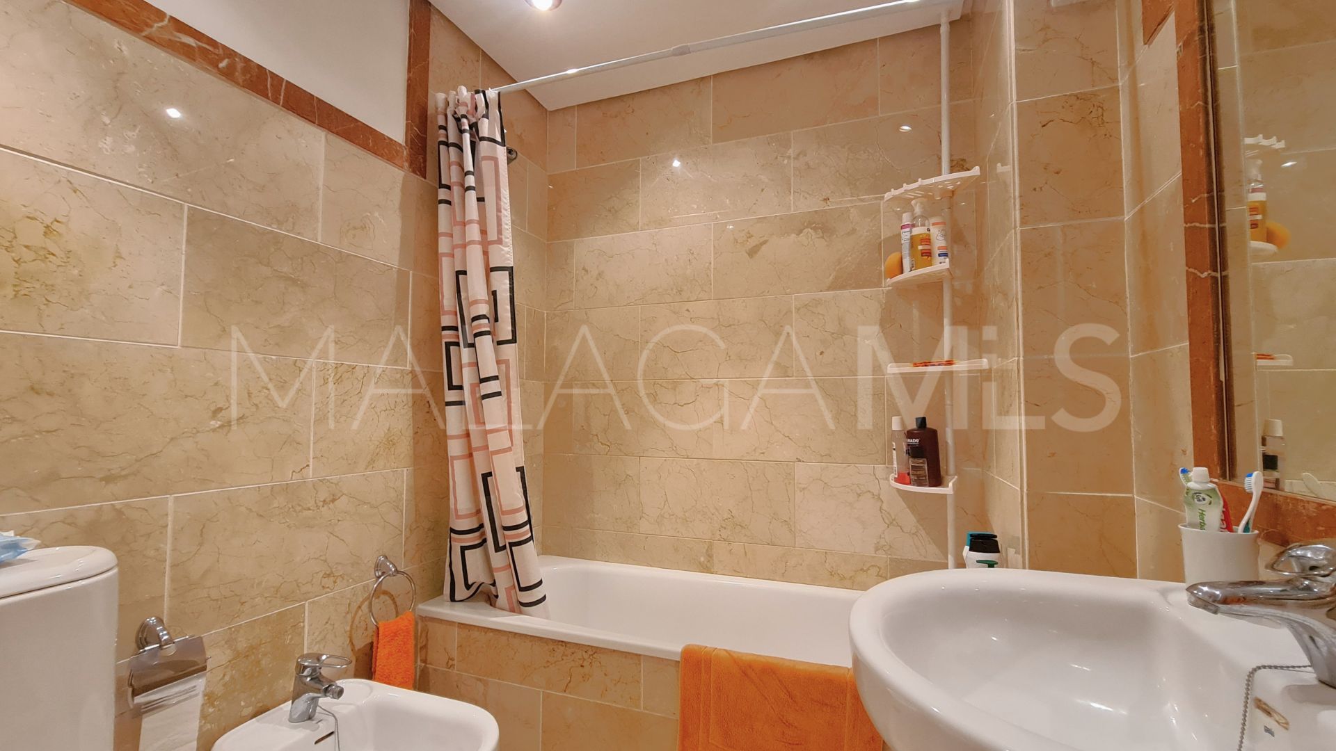 Sabinillas, apartamento a la venta