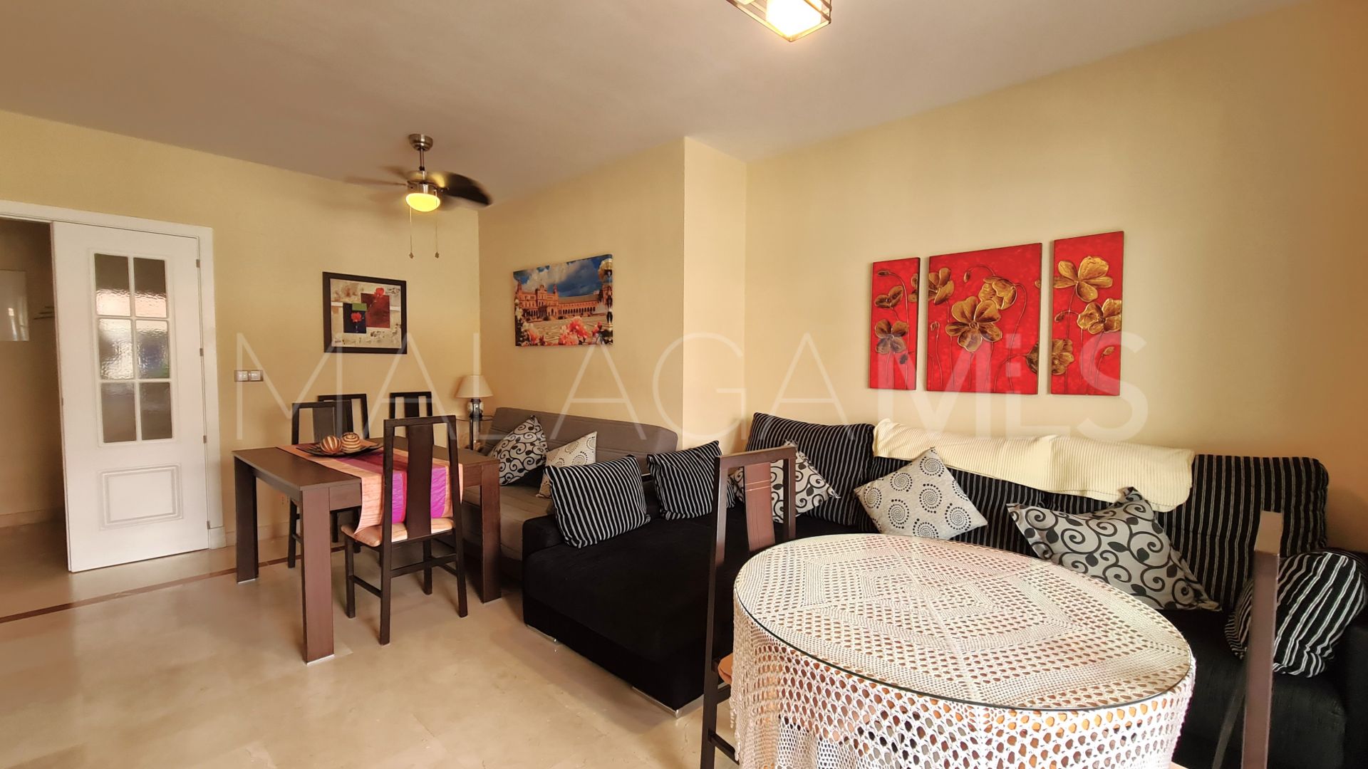 Sabinillas, apartamento a la venta