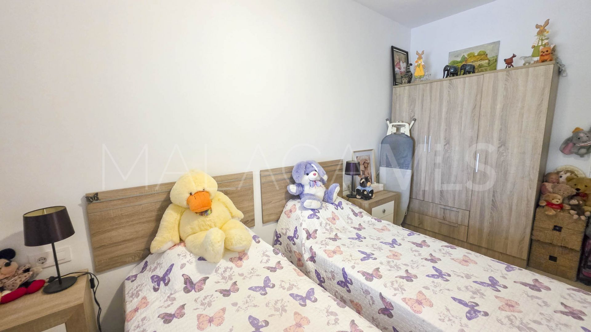 Maison de ville for sale in Estepona