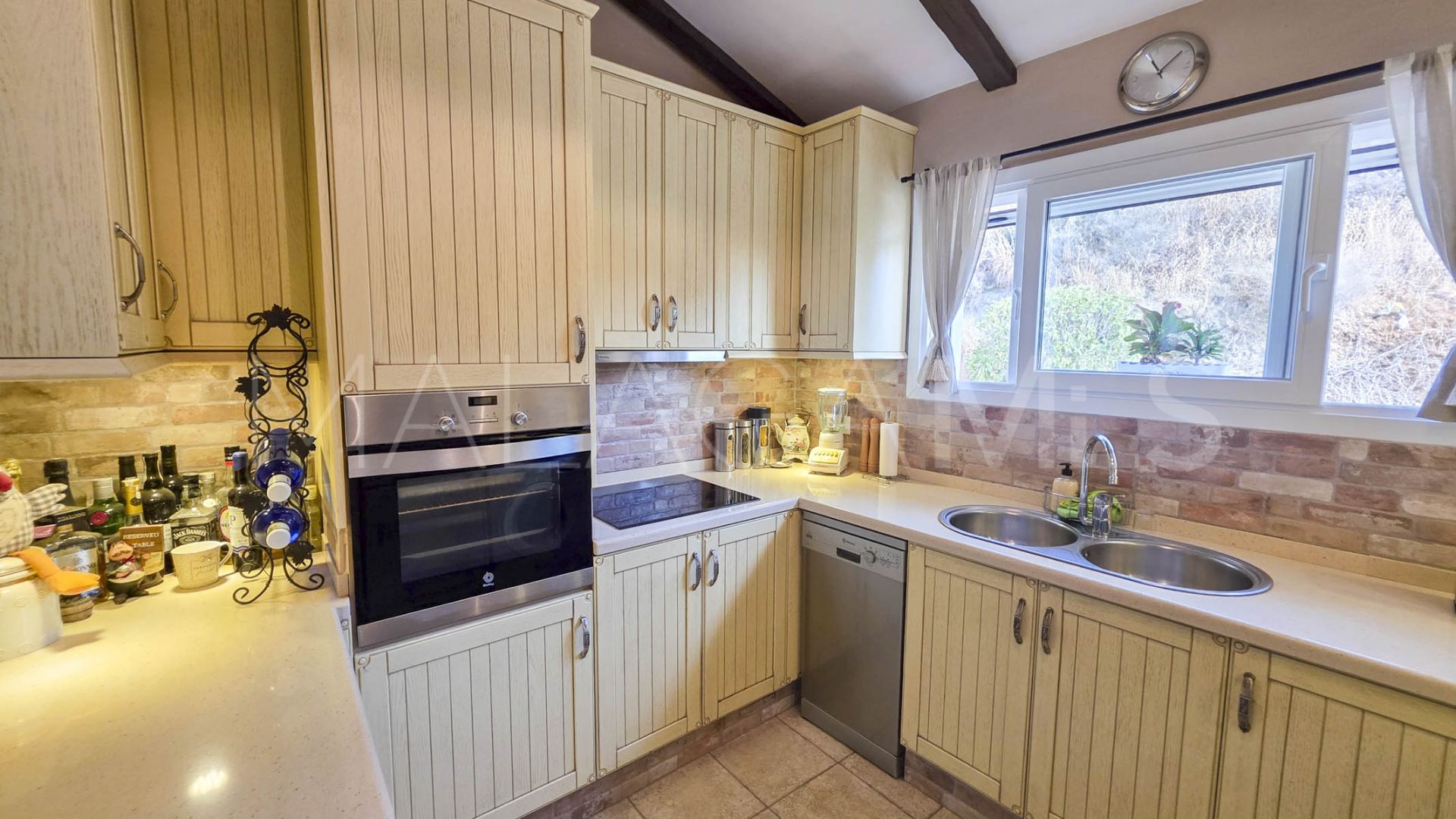 Maison de ville for sale in Estepona