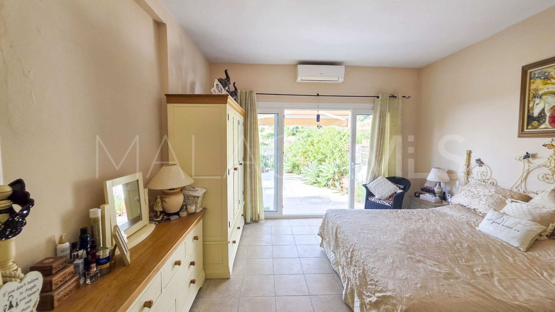 Maison de ville for sale in Estepona