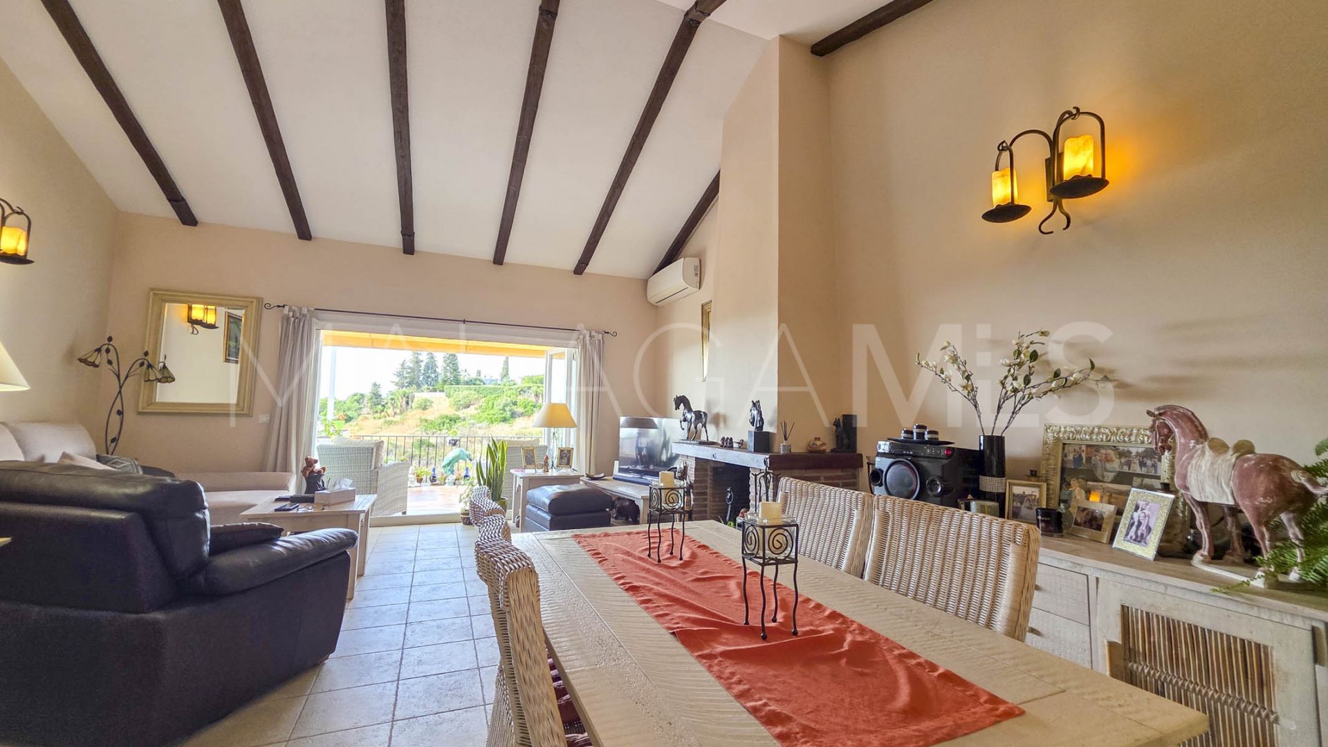 Maison de ville for sale in Estepona