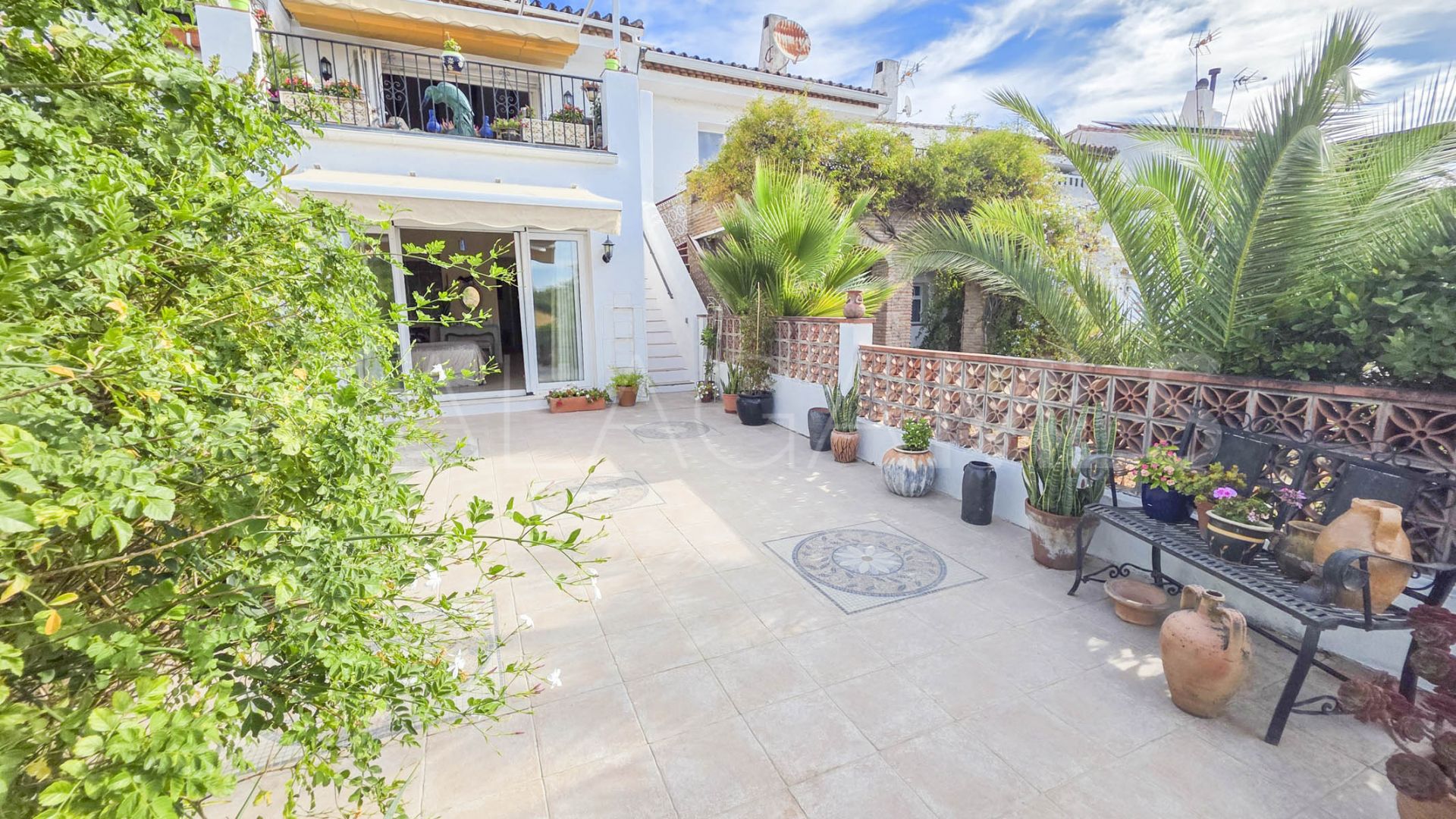 Maison de ville for sale in Estepona