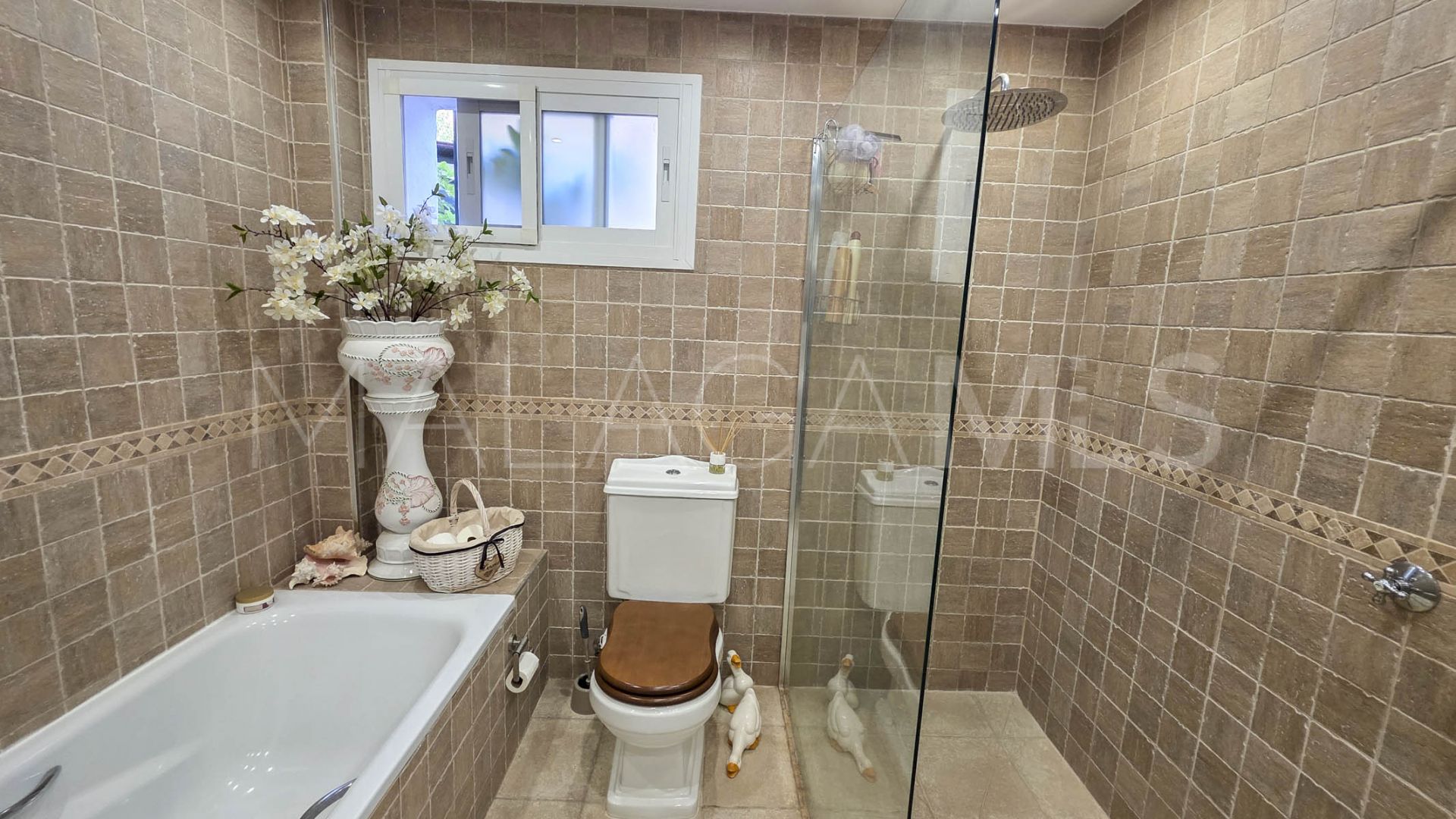 Maison de ville for sale in Estepona