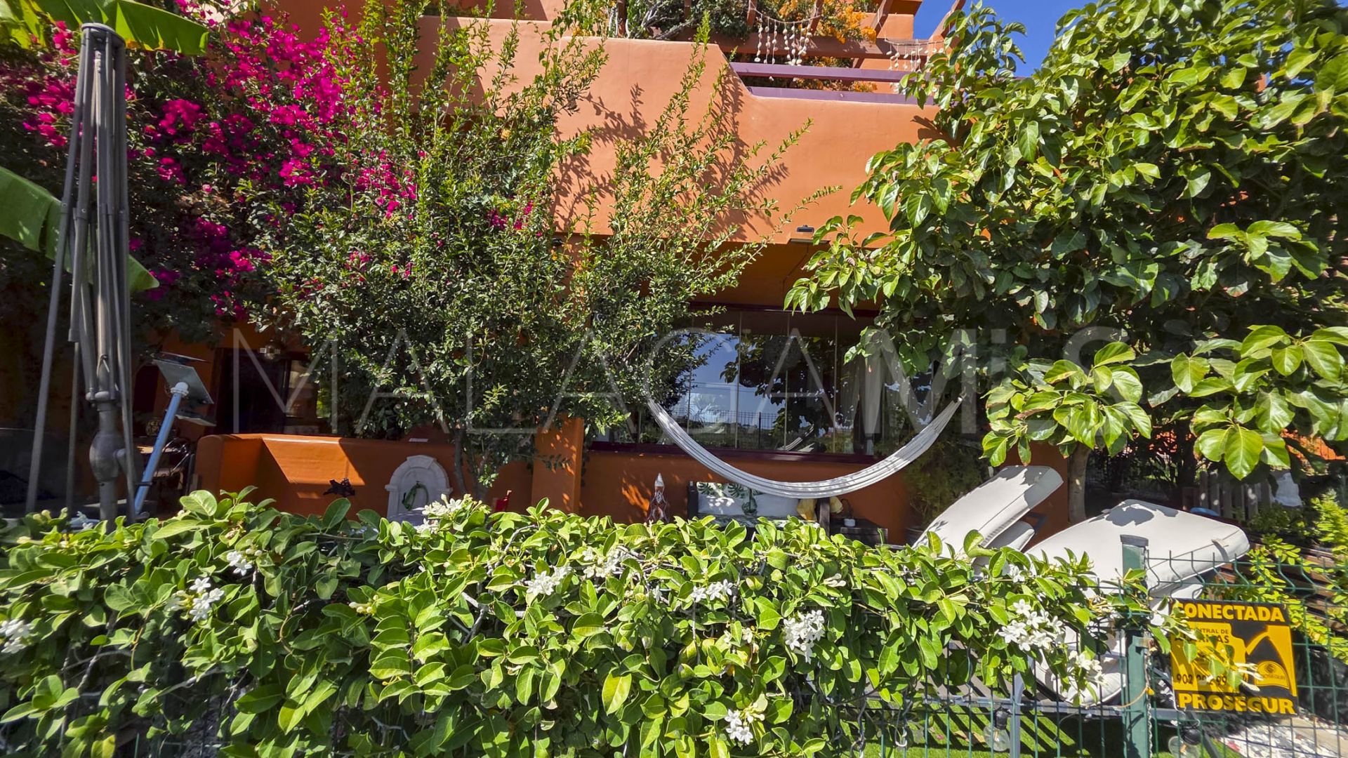 Markplanslägenhet for sale in La Duquesa