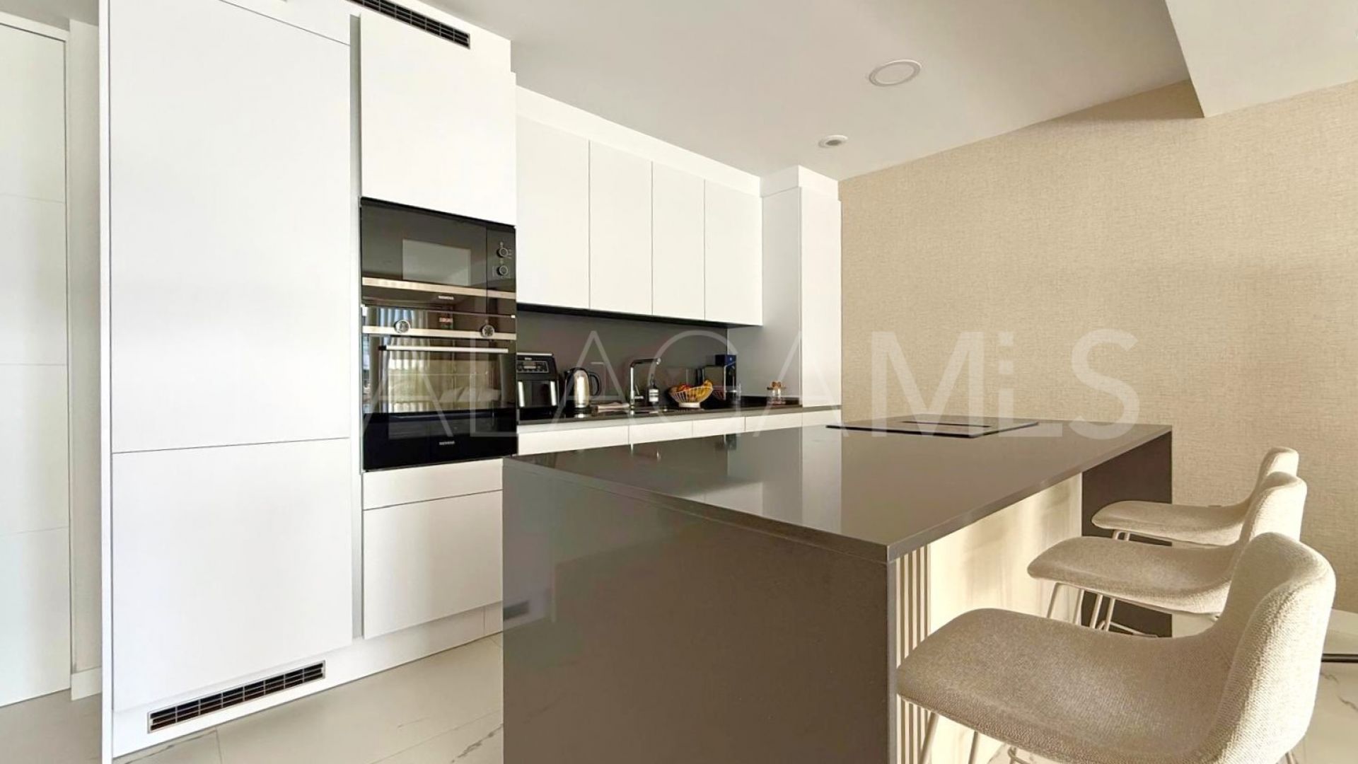 Apartamento with 2 bedrooms for sale in Bahia de Casares