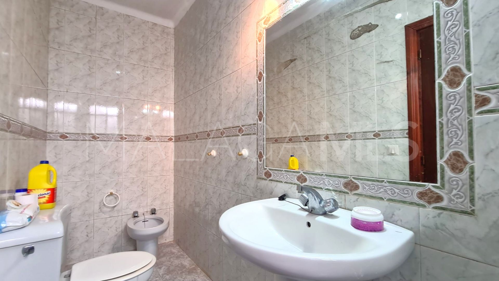 Maison de ville for sale in Estepona