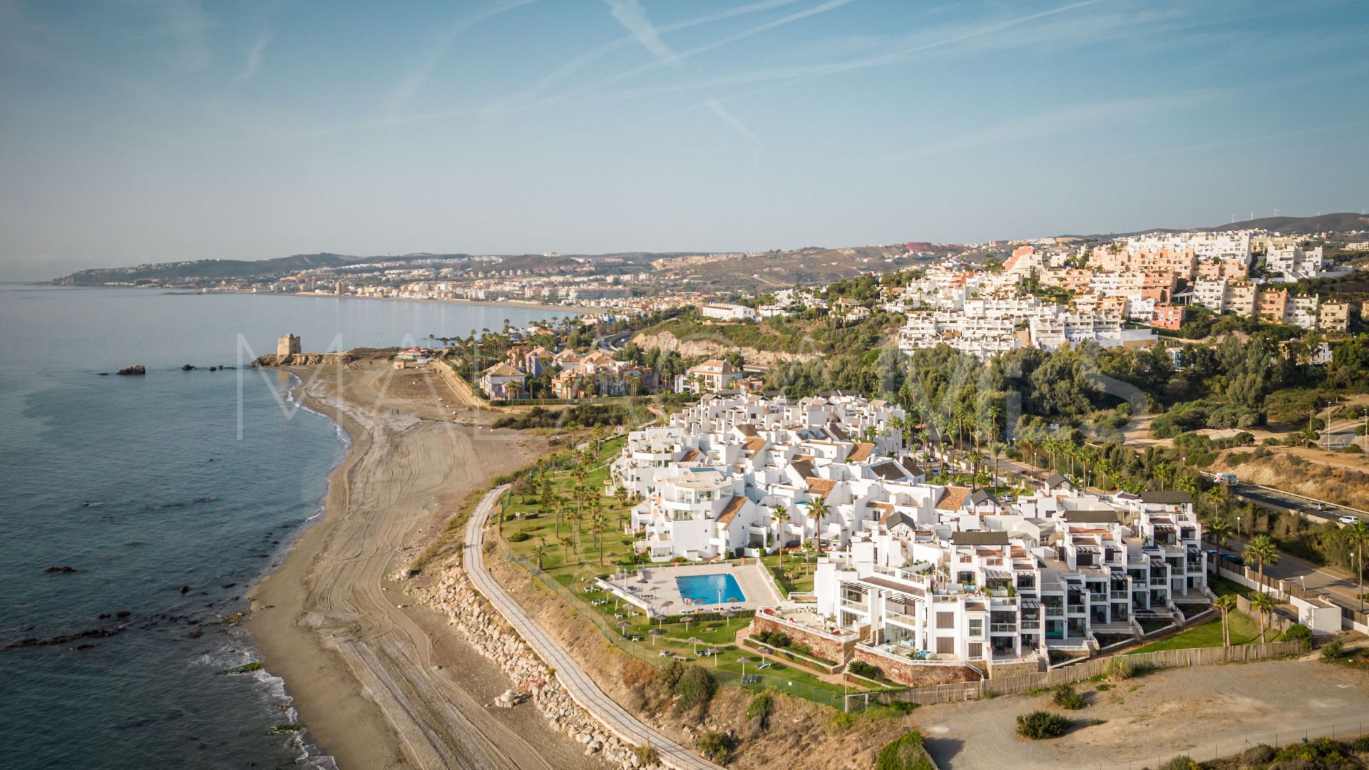 For sale 2 bedrooms ground floor apartment in Casares Playa