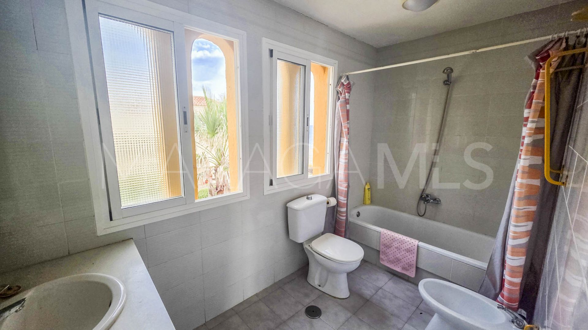 Reihenhaus for sale in Casares Playa