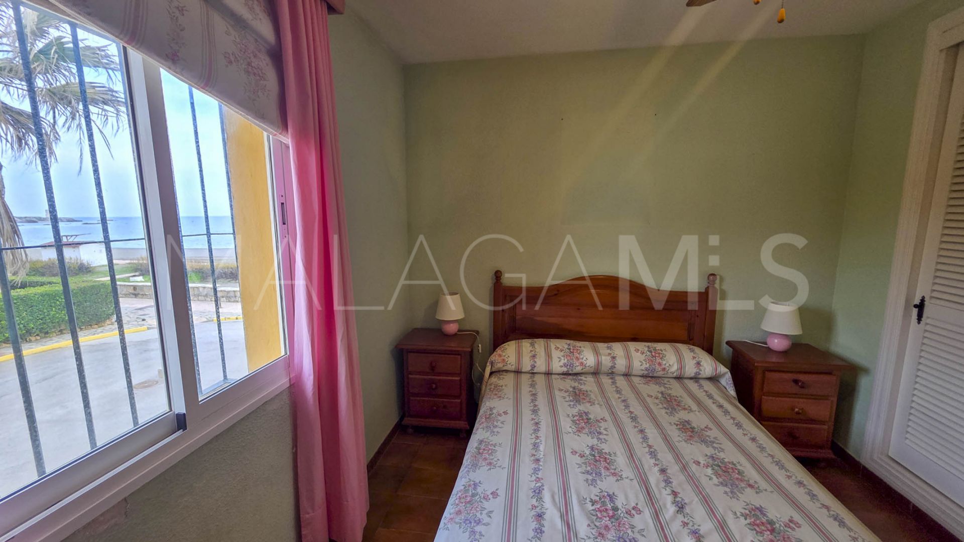 Reihenhaus for sale in Casares Playa